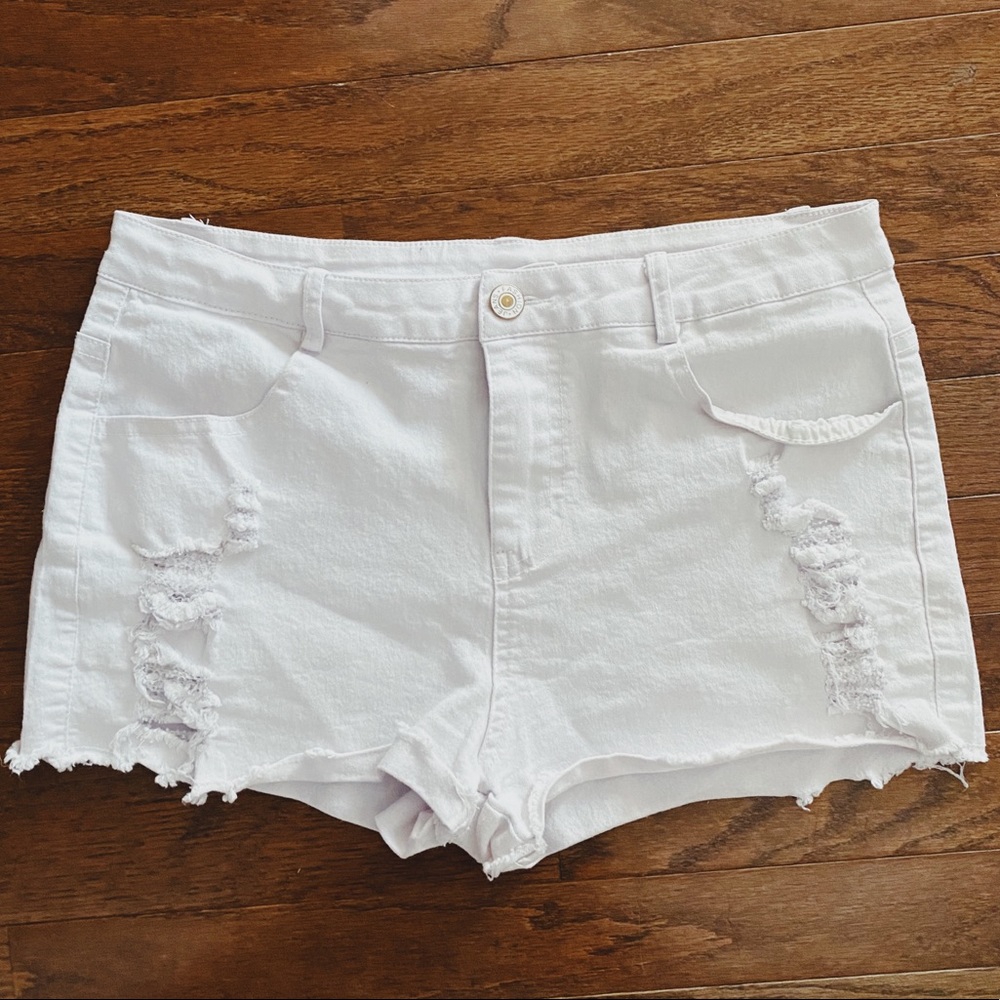 Amazon white distressed shorts